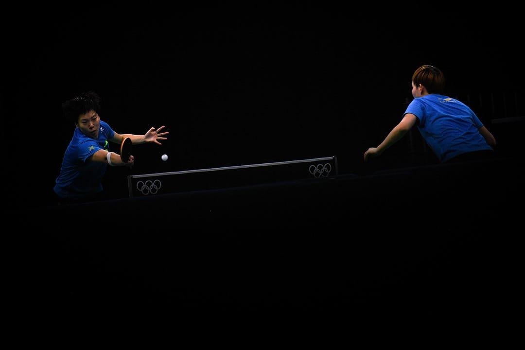 2016年7月30日，中國乒乓球選手李曉霞、丁寧在練習。