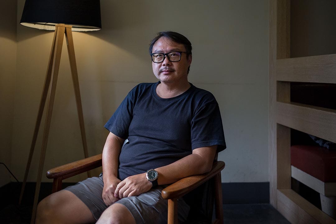 马立群:台湾的新闻摄影目前处于一个停滞的状态,就是,年轻人太少,然后有些老摄影师的退休了--这是一个青黄不接的阶段。