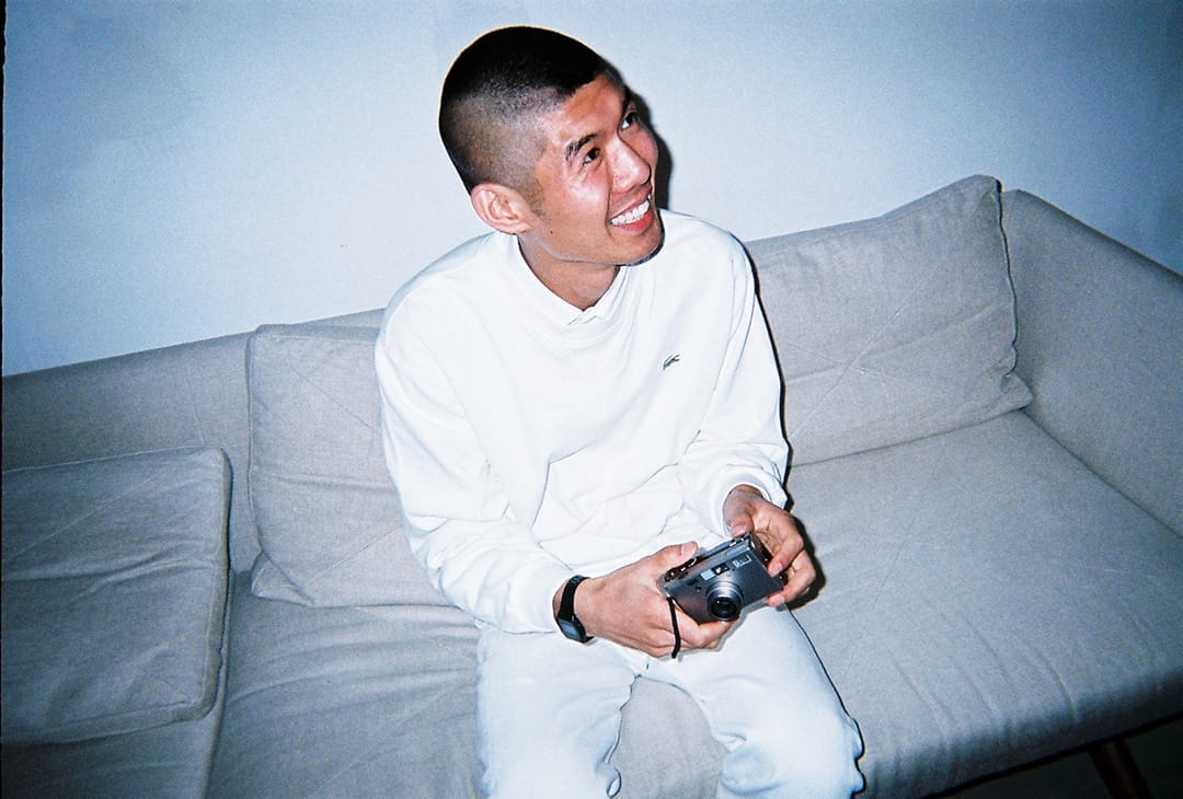 任航与他的相机。