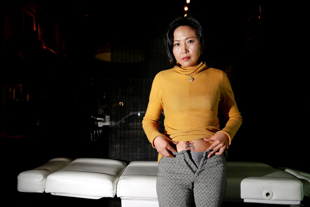 Wang Jing,46歲,育有一名20歲大的女兒。