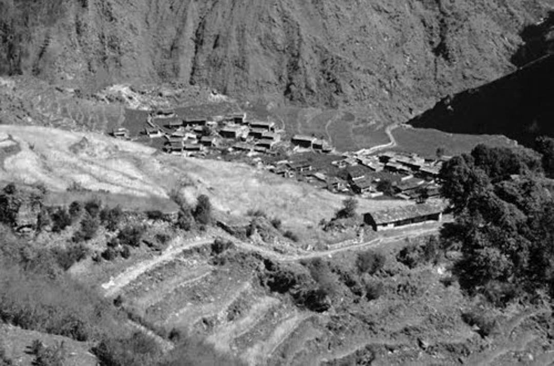 3月6日,兩人走到海拔1890公尺的Tipling,這是在遇雪受困之前,他們停留的最後一個村莊。 圖為Tipling。