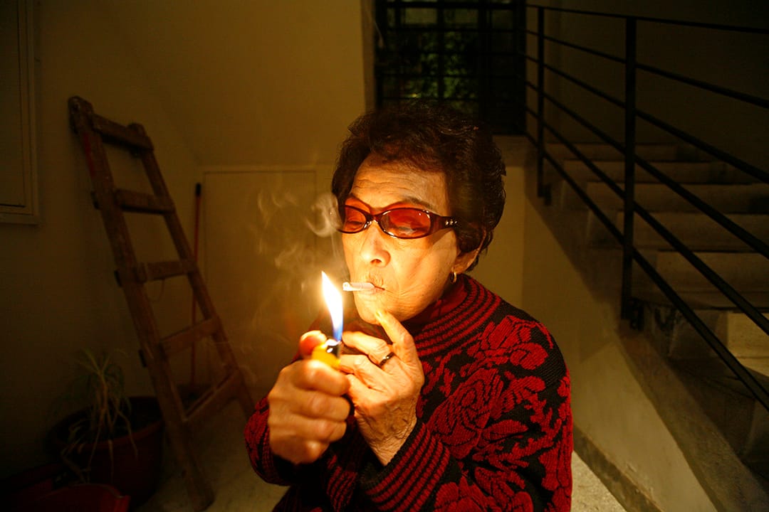 2008得奖作品《阿嬷的又一天》。1992年首批慰安妇出面，揭发自己曾经遭受的暴行， 开启台湾慰安妇争权的运动，要求日本为二战所犯下的暴行道歉赔偿。 然而，一年又一年，这些历尽风霜的阿嬷，还是盼不到正义伸张的一刻， 还得面对各自晚年所遭遇的人生课题。