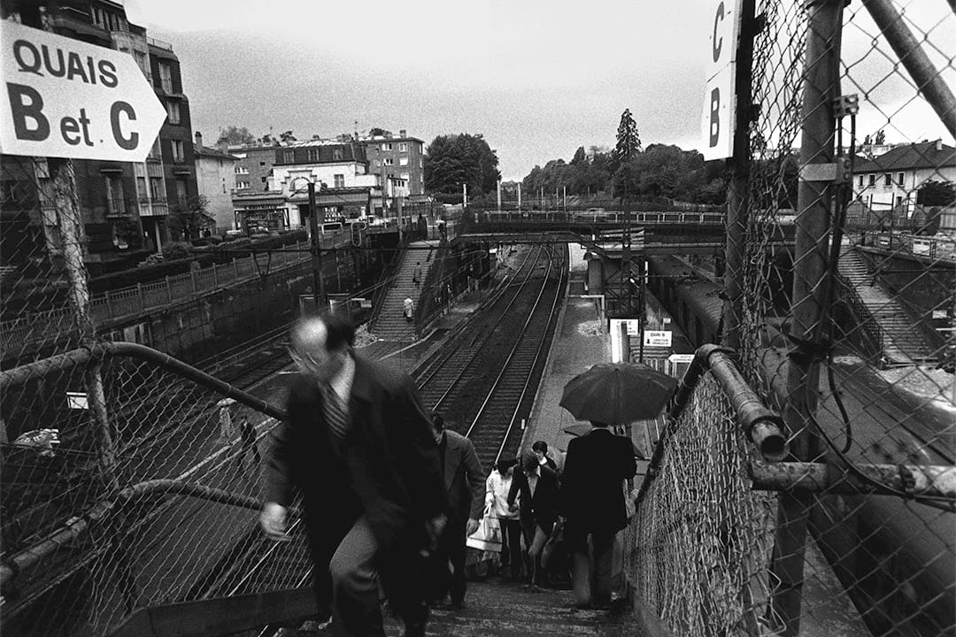 车站月台（1976-1980)。