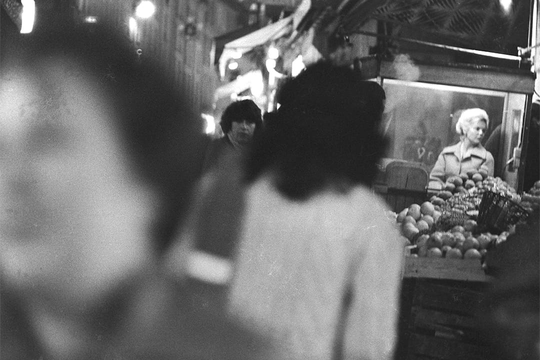 水菓贩（1976-1980)。