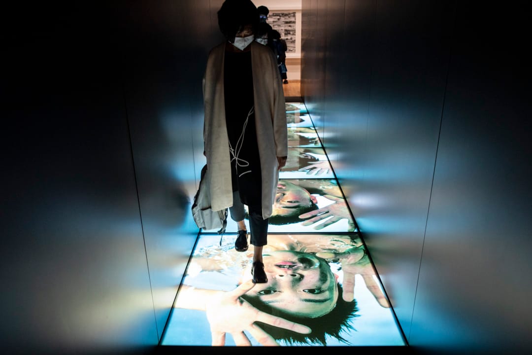 王衛在1999年的作品《水下1/30秒》。