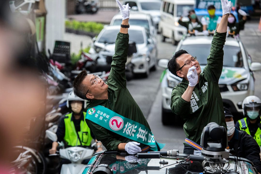 2022年11月24日，民進黨台中市長候選人蔡其昌在北屯車隊掃街。