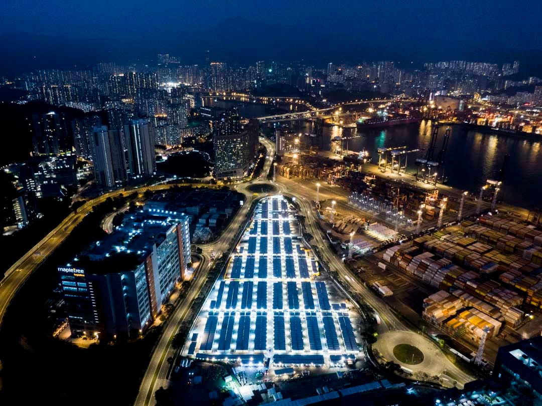 2022年3月5日，香港首個社區隔離設施的方艙醫院已經啟用。攝：林振東/端傳媒     