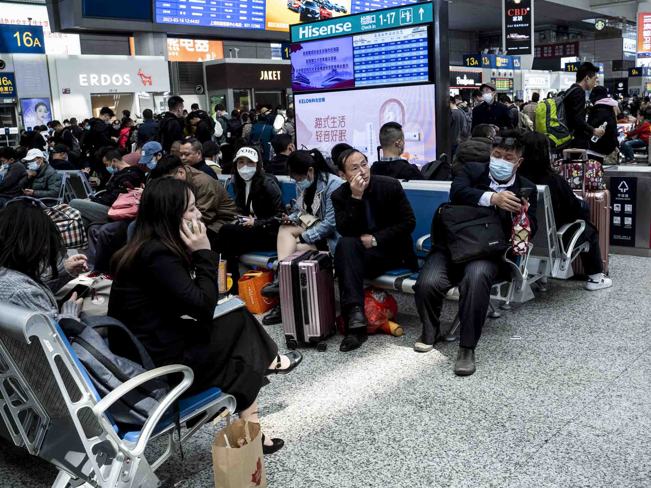 2023年3月16日,上海虹橋高鐵站出境大堂。