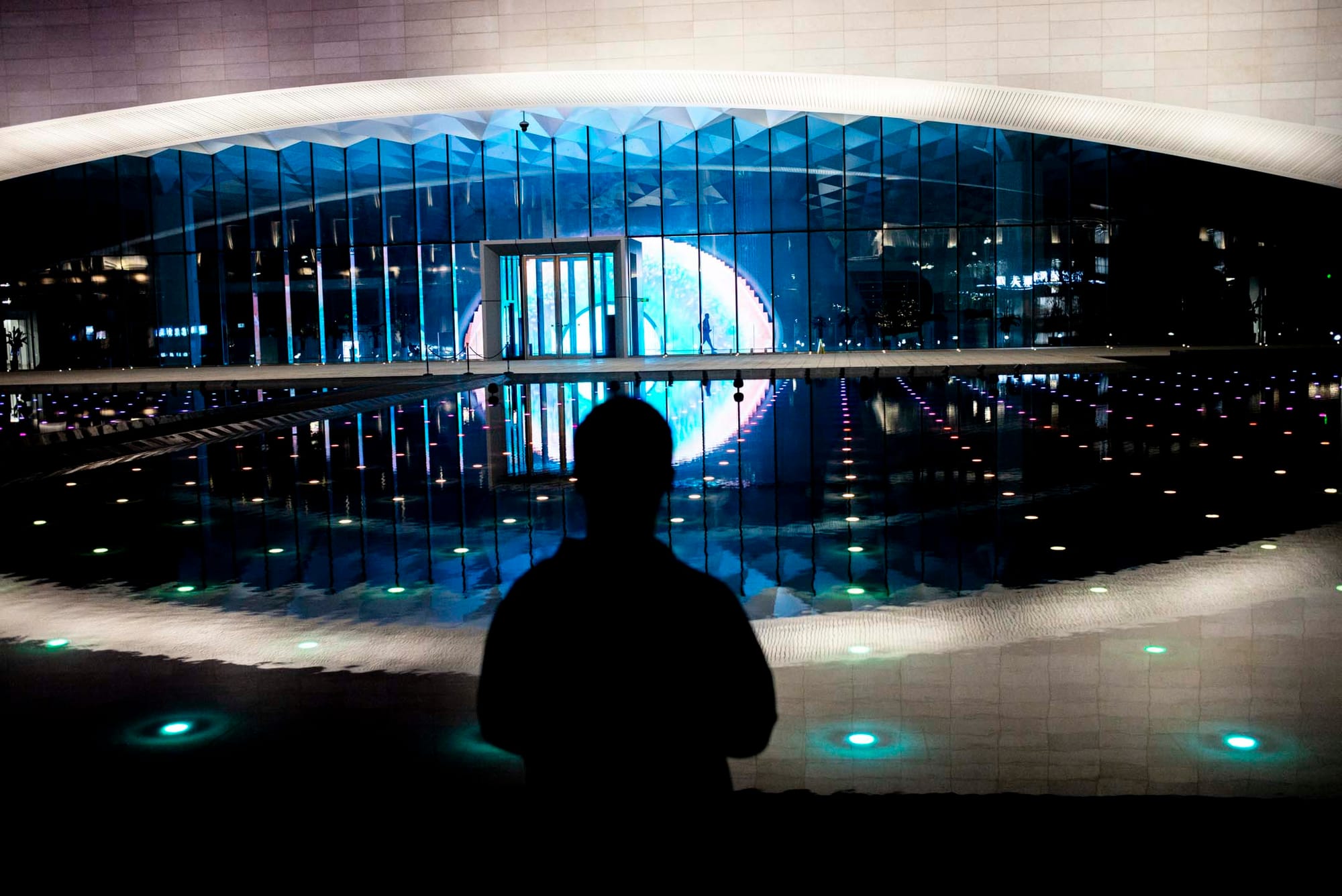 2023年，雄安城市計算中心前的「雄安之眼」，是民衆喜歡的拍照打卡勝地。攝：林文清/端傳媒