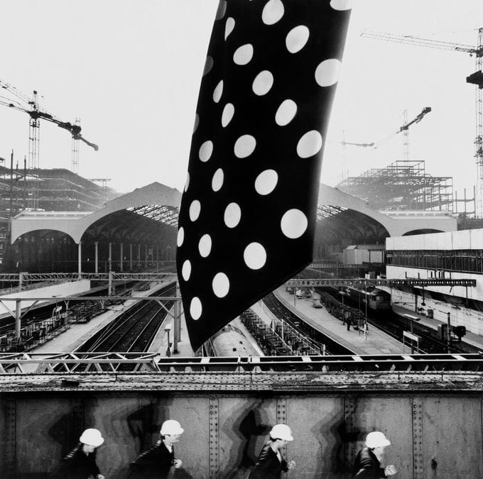 The Big Tie, 1987 攝影:Brian Griffin