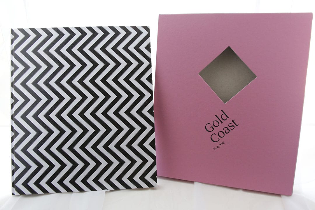 攝影師Ying Ang的《Gold Coast》相集。攝：樊素心/端傳媒