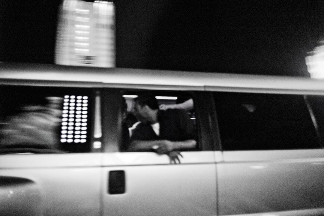 在拉斯维加斯不用花很多钱就可以租到加长林肯轿车。租用这样的车在街上兜风炫耀是拉斯维加斯的文化之一。